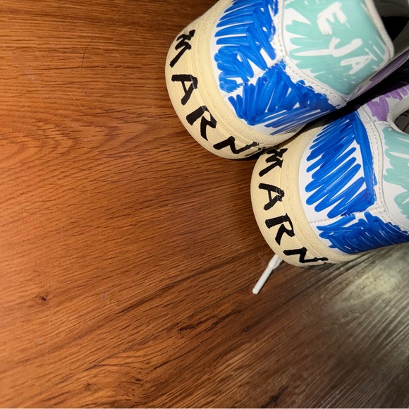 MARNI x VEJA " Graffiti " Printed Low-Top 100% Calf Leather Sneakers - Picture 3 of 7